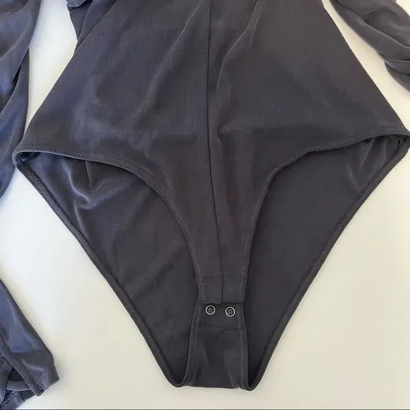 NWT Lucky Brand Long Sleeve Ribbed V Neck Bodysuit - Picture 13 of 15